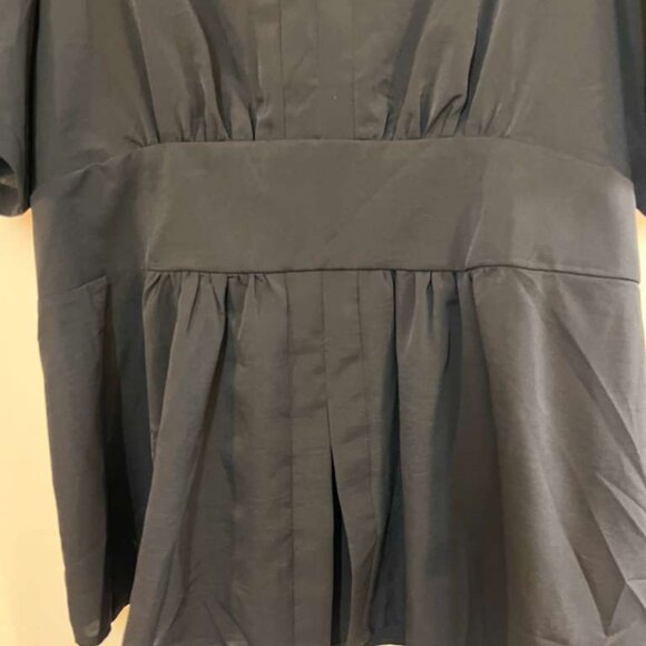 Shein Curve Women’s Black Short Sleeve V-Neck 3XL - Picture 4 of 6